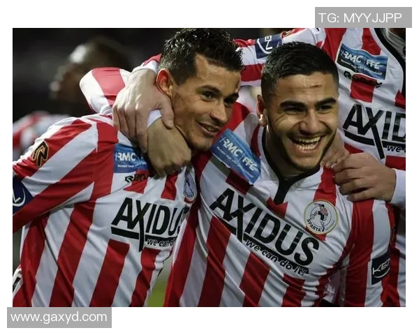 阿贾克斯与埃恩霍温巅峰对决谁将赢得荷甲荣耀之战