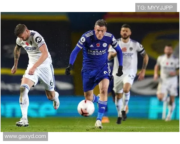 拉普拉塔大学生迎战德尔瓦耶独立球队的精彩对决与赛前分析